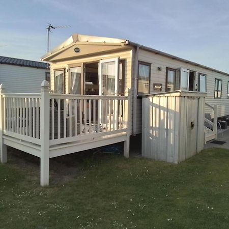 Golden Sands & Winkups Kinmel Bay Exterior photo